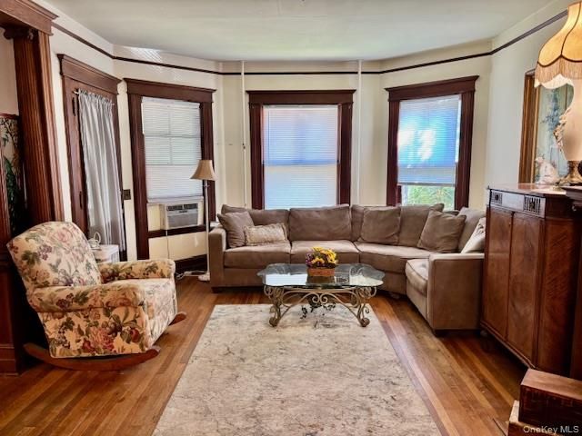 761 E Main Street, Riverhead, NY 11901