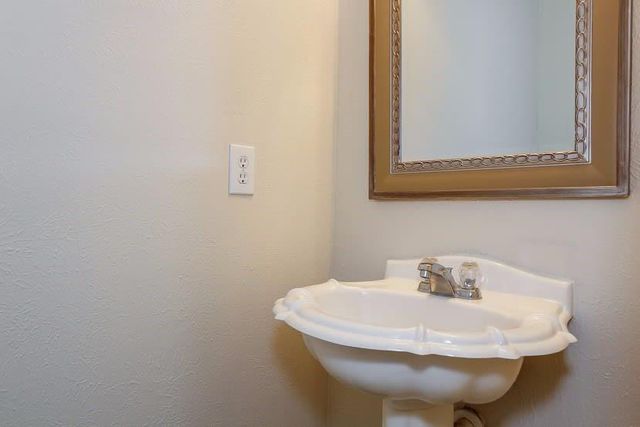 19026 Telford Way, Tomball, TX 77375