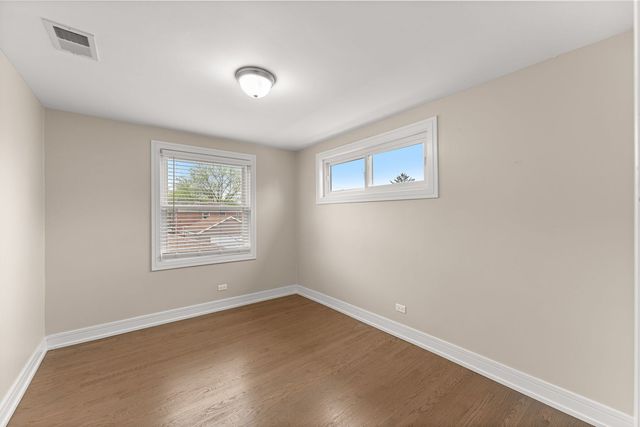 7805 W Balmoral Avenue, Chicago, IL 60656