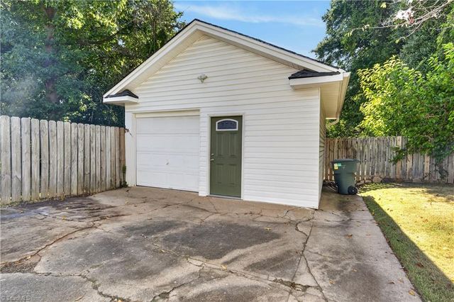 440 Granville Drive SW, Winston-salem, NC 27101