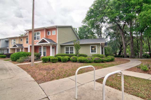 1563 NW 29TH ROAD 108, Gainesville, FL 32605