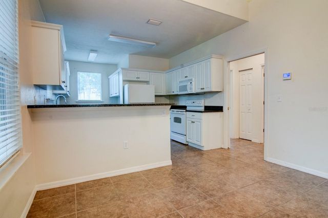1563 NW 29TH ROAD 108, Gainesville, FL 32605