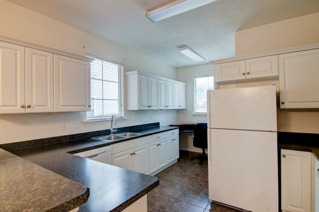 1563 NW 29TH ROAD 108, Gainesville, FL 32605