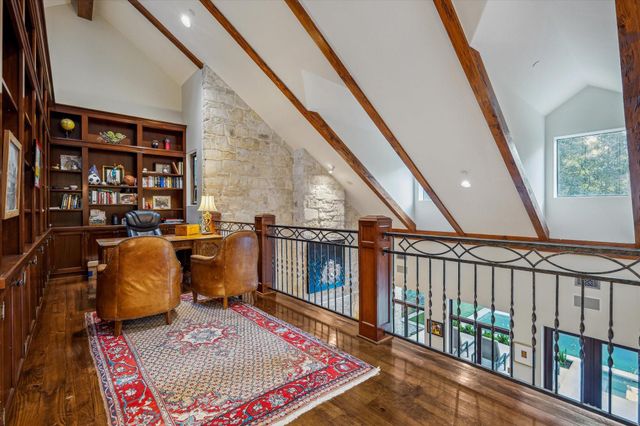 354 Piney Point Road, Houston, TX 77024