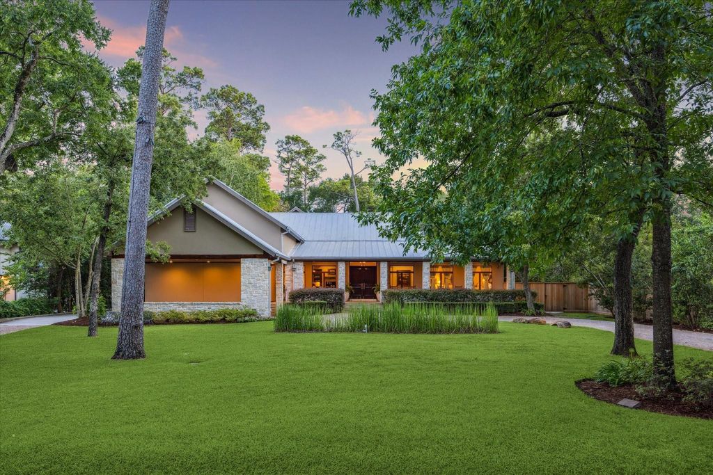 354 Piney Point Road, Houston, TX 77024