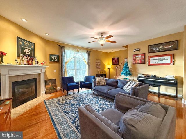 223 COUNTRY RD, Lewisburg, PA 17837