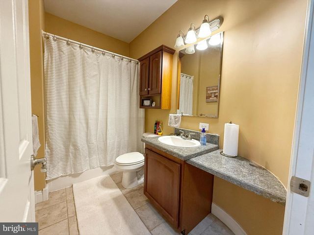 223 COUNTRY RD, Lewisburg, PA 17837