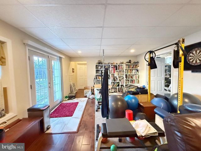 223 COUNTRY RD, Lewisburg, PA 17837