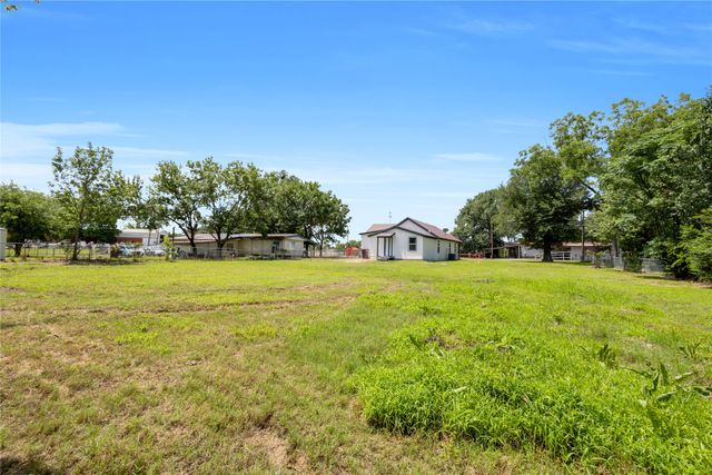 110 Orchard Street, Alba, TX 75410