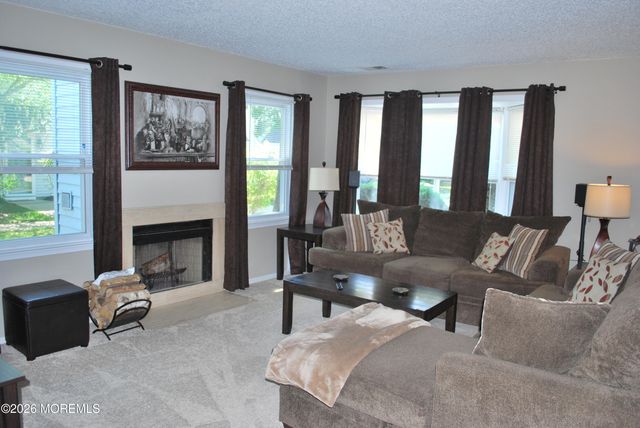 16 Liberty Place, Jackson, NJ 08527
