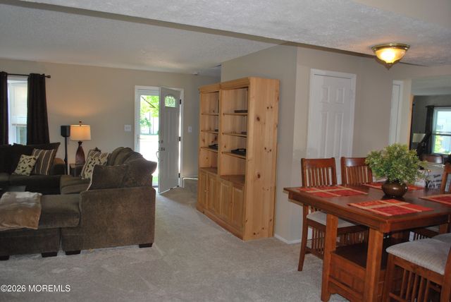 16 Liberty Place, Jackson, NJ 08527