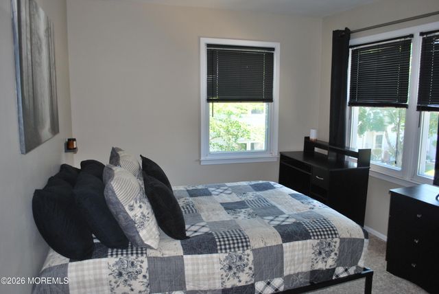 16 Liberty Place, Jackson, NJ 08527