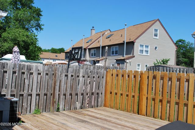 16 Liberty Place, Jackson, NJ 08527