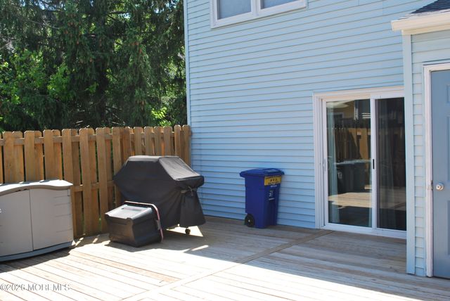 16 Liberty Place, Jackson, NJ 08527