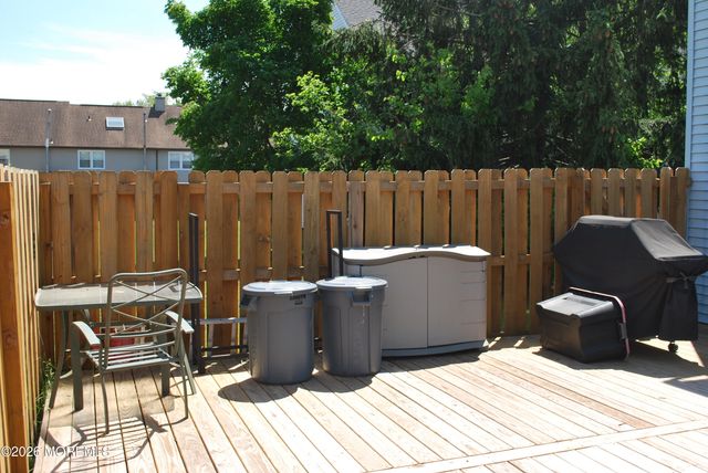 16 Liberty Place, Jackson, NJ 08527