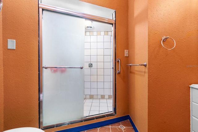 2027 16TH STREET N, St Petersburg, FL 33704