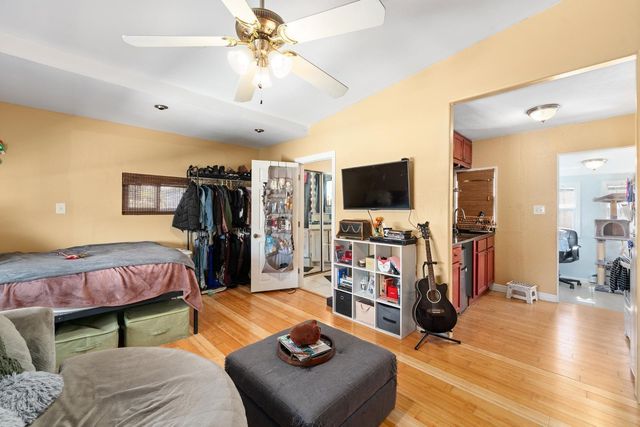 2027 16TH STREET N, St Petersburg, FL 33704