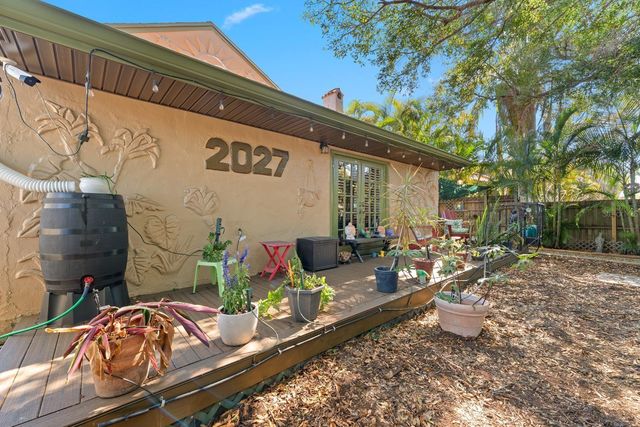 2027 16TH STREET N, St Petersburg, FL 33704