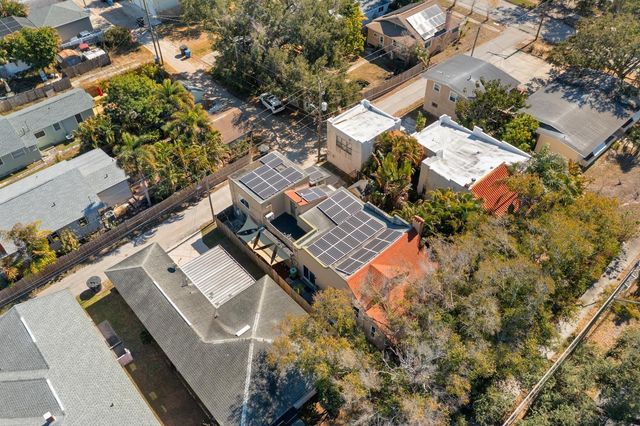 2027 16TH STREET N, St Petersburg, FL 33704