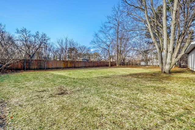 1566 Highway 96 E, White Bear Lake, MN 55110