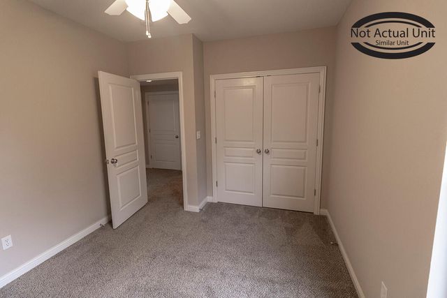 7392 ARRATT CT, Columbia, MO 65202