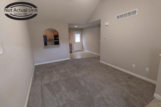 7392 ARRATT CT, Columbia, MO 65202