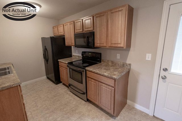 7392 ARRATT CT, Columbia, MO 65202