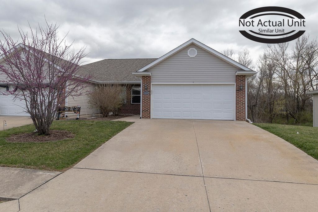 7392 ARRATT CT, Columbia, MO 65202