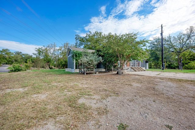 2785 N Main ST, Bastrop, TX 78602