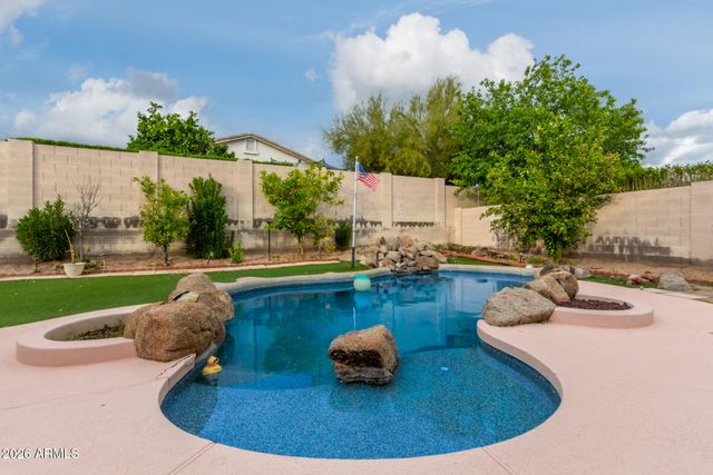 6008 W BLUE SKY Drive, Phoenix, AZ 85083