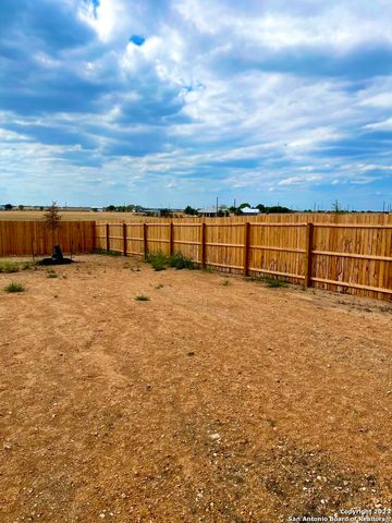 160 Cordova Crossing, Seguin, TX 78155