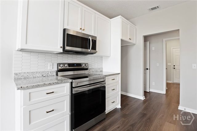 103 Carnegie Way, Savannah, GA 31407