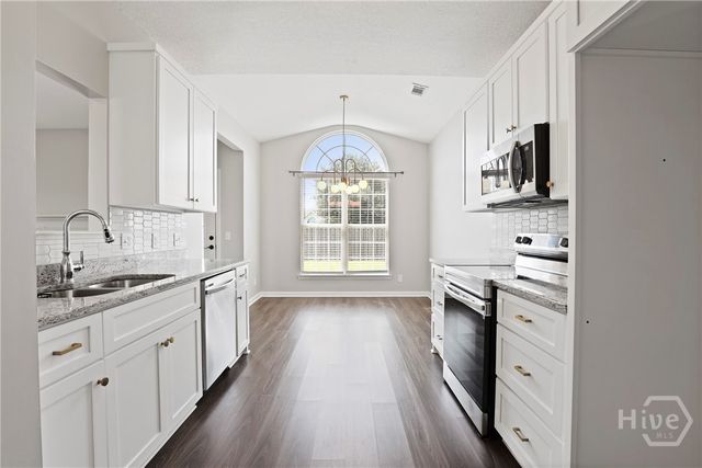 103 Carnegie Way, Savannah, GA 31407