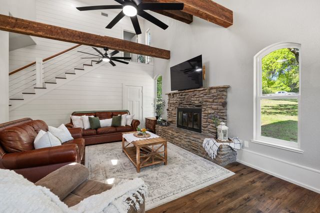 409 Measures Road, Weatherford, TX 76088