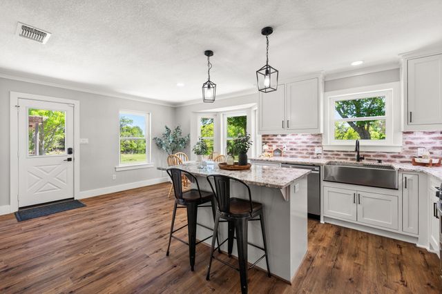 409 Measures Road, Weatherford, TX 76088