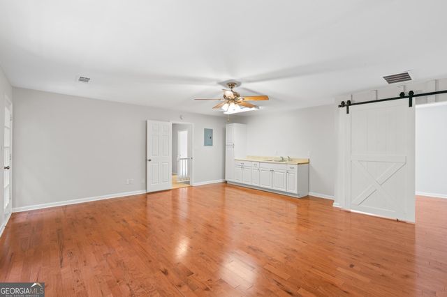 1917 Lake Ridge Court, Jonesboro, GA 30236
