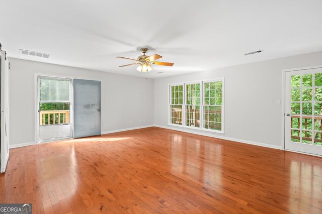1917 Lake Ridge Court, Jonesboro, GA 30236