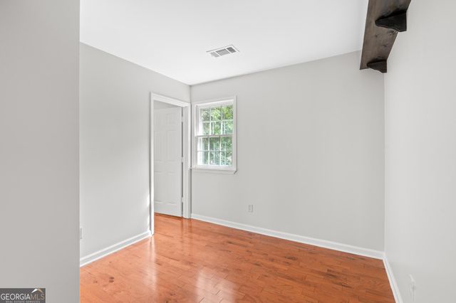 1917 Lake Ridge Court, Jonesboro, GA 30236