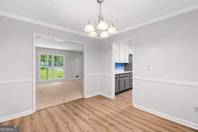1917 Lake Ridge Court, Jonesboro, GA 30236