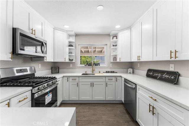 2611 W Avenue K6, Lancaster, CA 93536