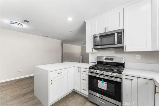 2611 W Avenue K6, Lancaster, CA 93536