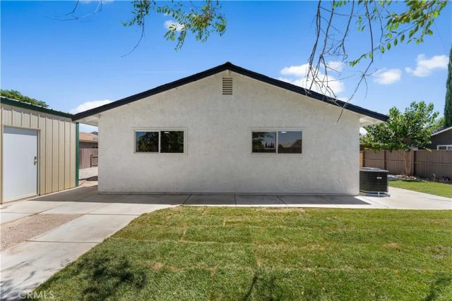 2611 W Avenue K6, Lancaster, CA 93536