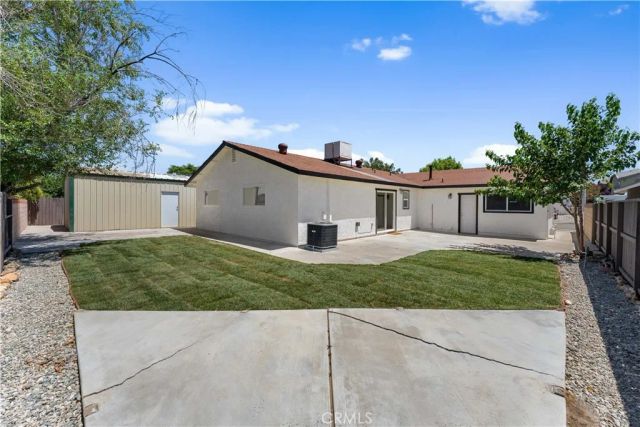 2611 W Avenue K6, Lancaster, CA 93536