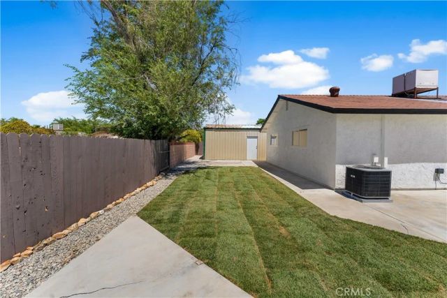 2611 W Avenue K6, Lancaster, CA 93536