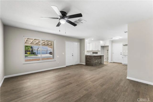 2611 W Avenue K6, Lancaster, CA 93536