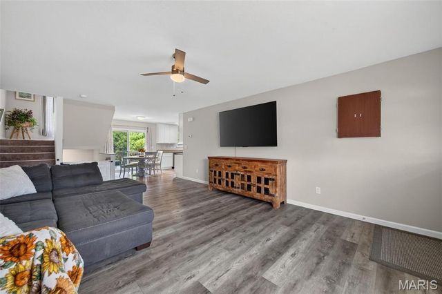 119 Hammond Drive, Herculaneum, MO 63048