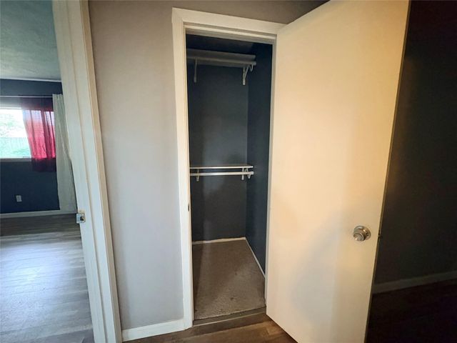 11618 Hillcroft Avenue, Houston, TX 77035