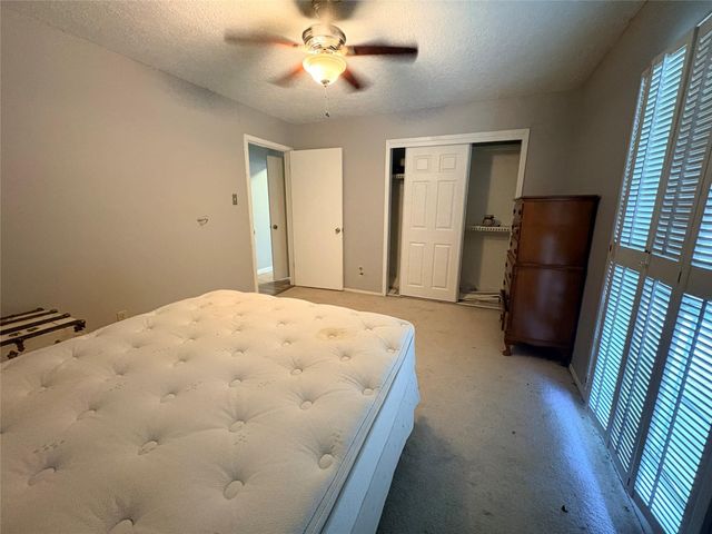 11618 Hillcroft Avenue, Houston, TX 77035