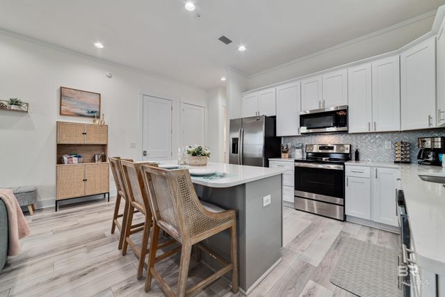 521 E 1st Avenue C, Gulf Shores, AL 36542