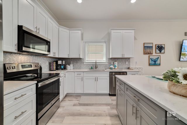 521 E 1st Avenue C, Gulf Shores, AL 36542